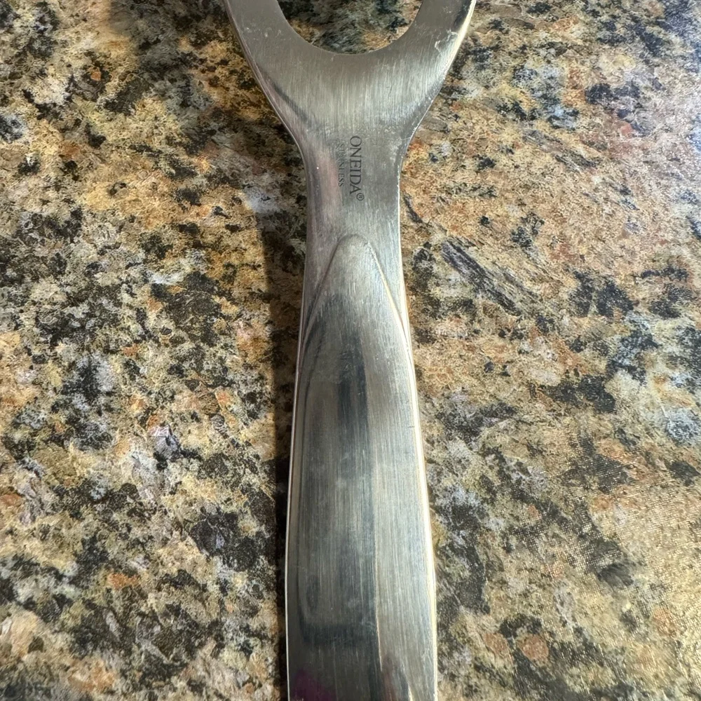 Oneida Stainless Nylon Long Flexible Turner Blade Slotted Angle Spatula utensil